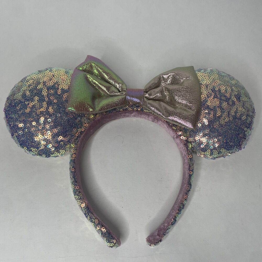 Authentic Disney Parks Earidescent/Iridescent Sequin Minnie Mouse Ear Headband